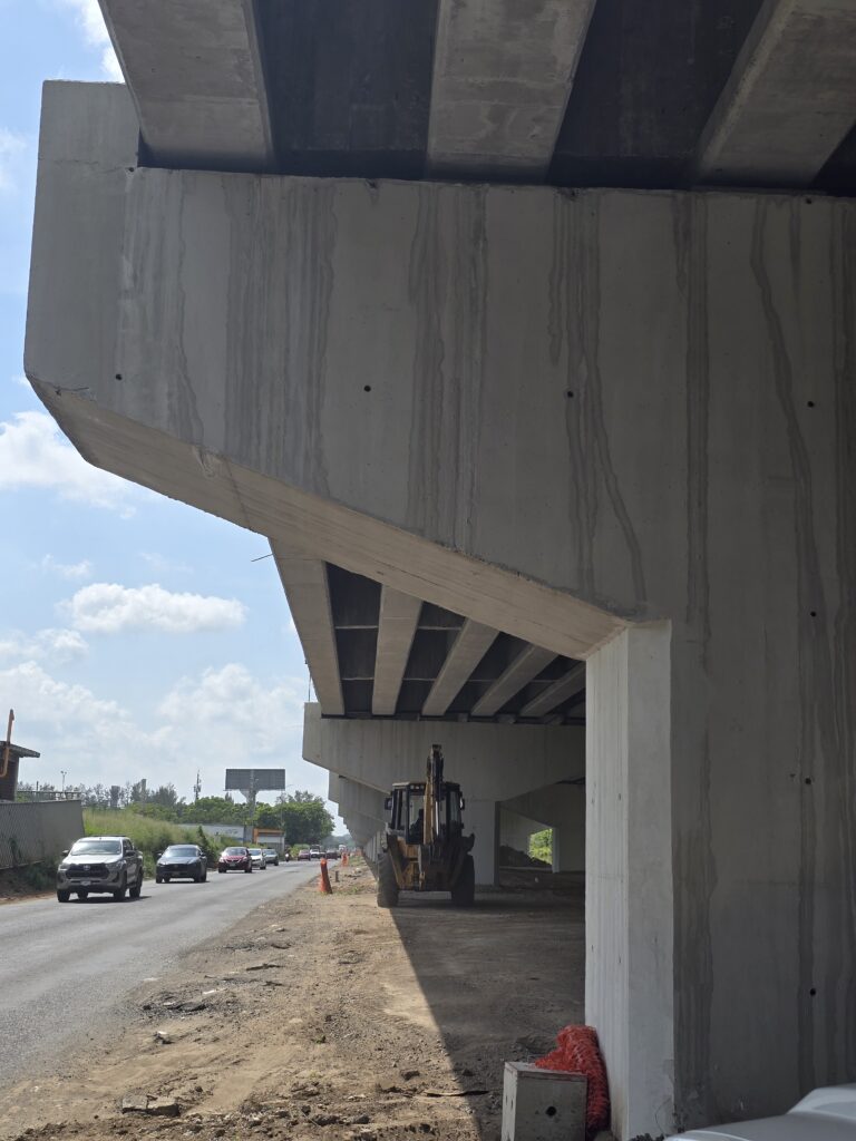 Así luce desde el aire el nuevo distribuidor vial de Tenaris Tamsa; una obra que transformará el acceso al Puerto de Veracruz 20260705 100534